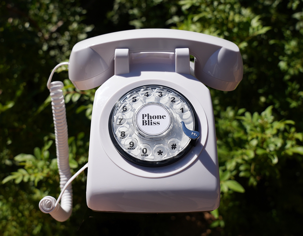 Classic White - Audio Guest Book hire